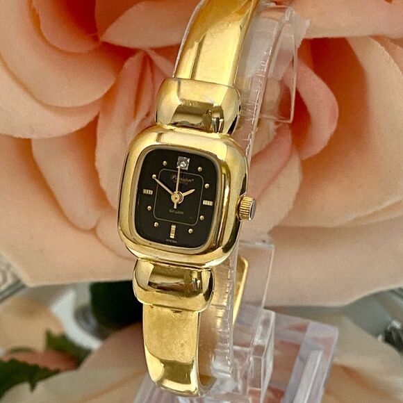 Vintage Gruen Precision Swiss Parts Diamond Accented Dial Hinged Bangle Watch - Picture 2 of 15